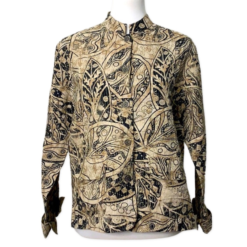 CHICO’S Kaki and Brown Leaf Print Top 1/8